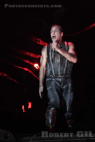 RAMMSTEIN - 2009-12-09 - PARIS - Bercy - 